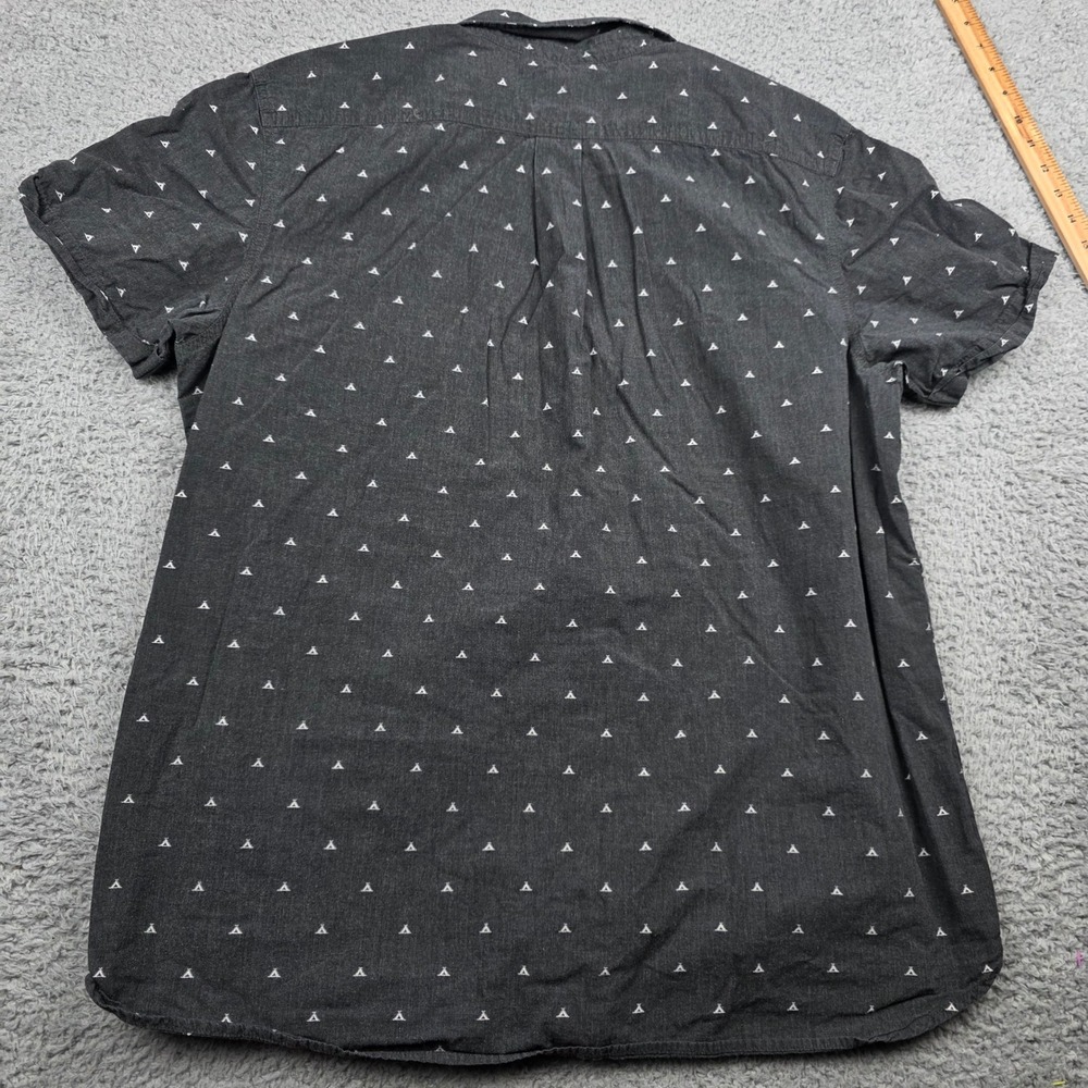 The North Face Mens XL Short Sleeve Button Up Shirt Gray Triangle tent print - Picture 9 of 9